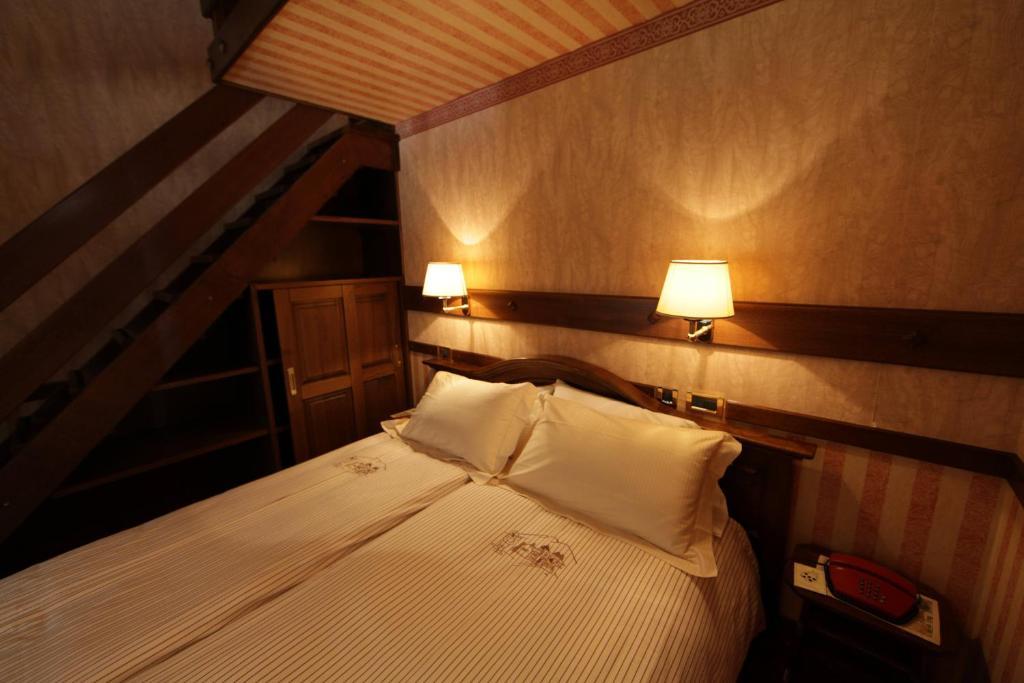 Hotel Petit Prince Антаньод Номер фото