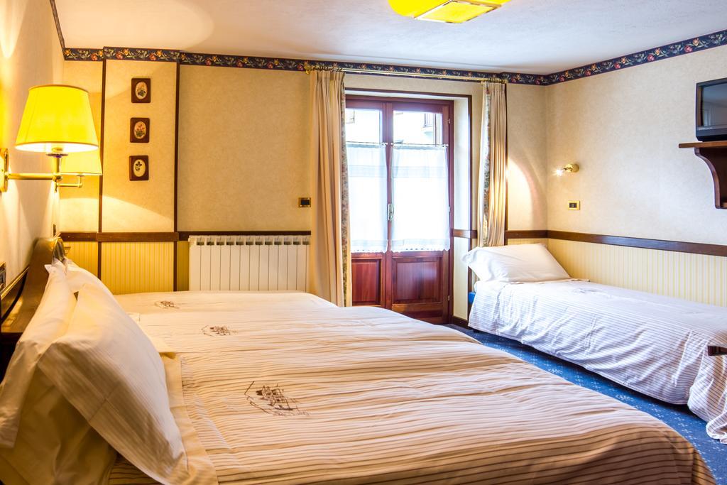 Hotel Petit Prince Антаньод Екстер'єр фото