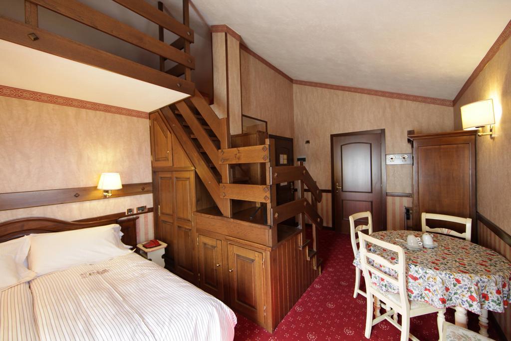 Hotel Petit Prince Антаньод Номер фото